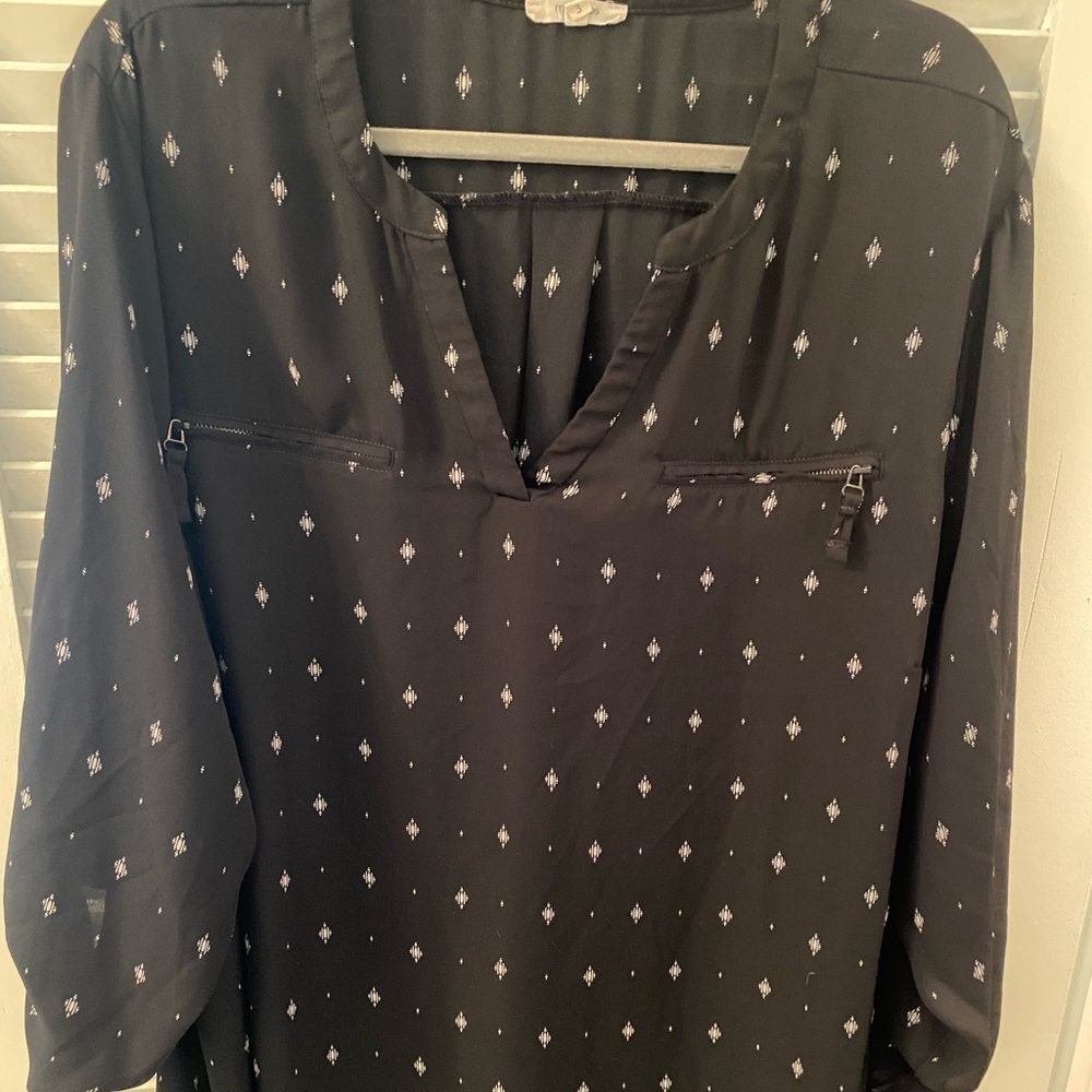 Maurice’s- Business Casual Shirt